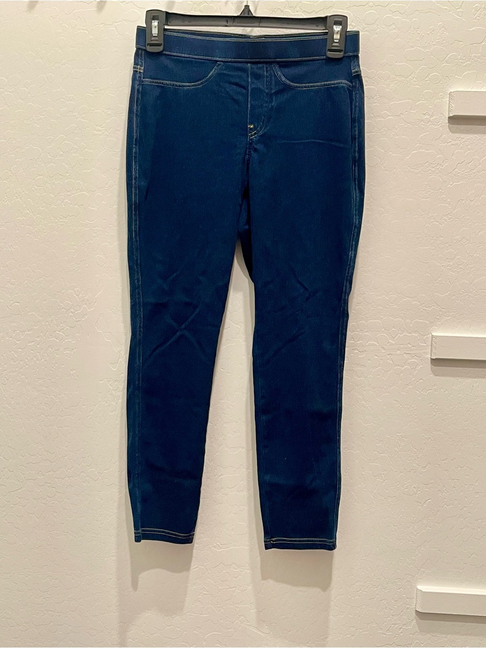 Amazon Women's Navy Stretch Jeggings